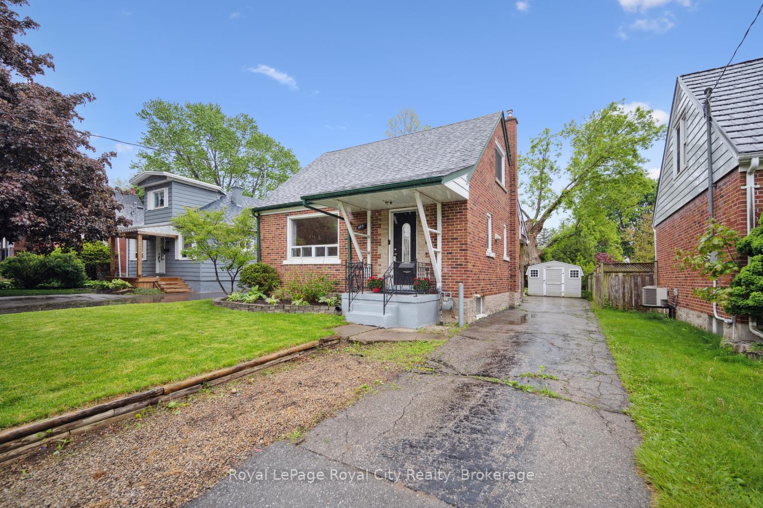 Photo 2 of 495 Stirling Avenue S, Kitchener — HOMEH
