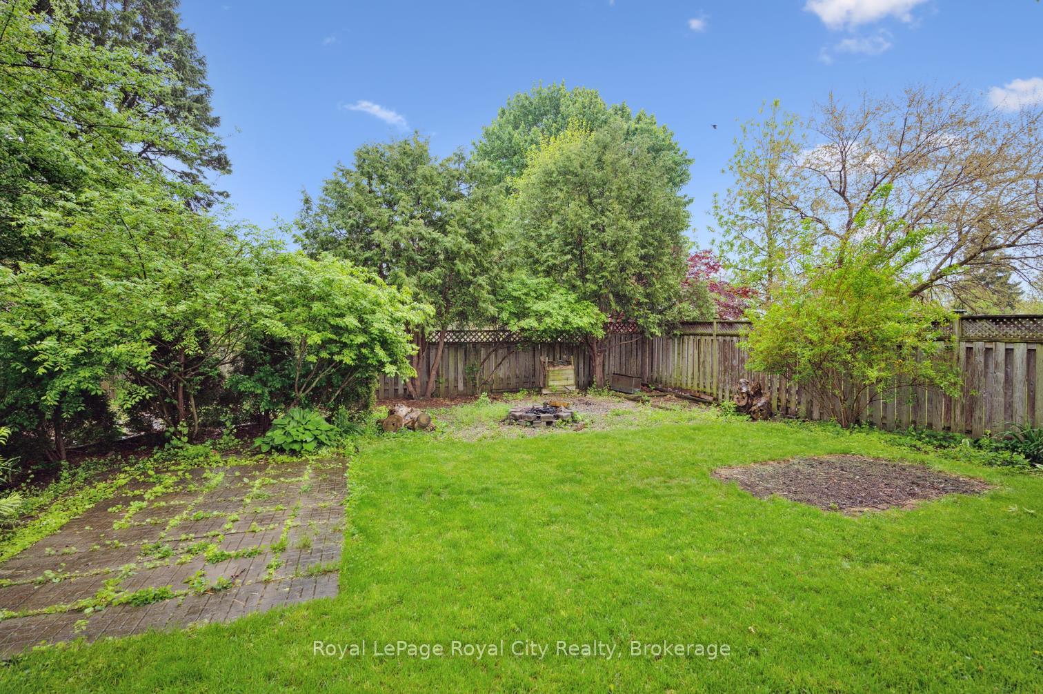 Photo 24 of 495 Stirling Avenue S, Kitchener — HOMEH