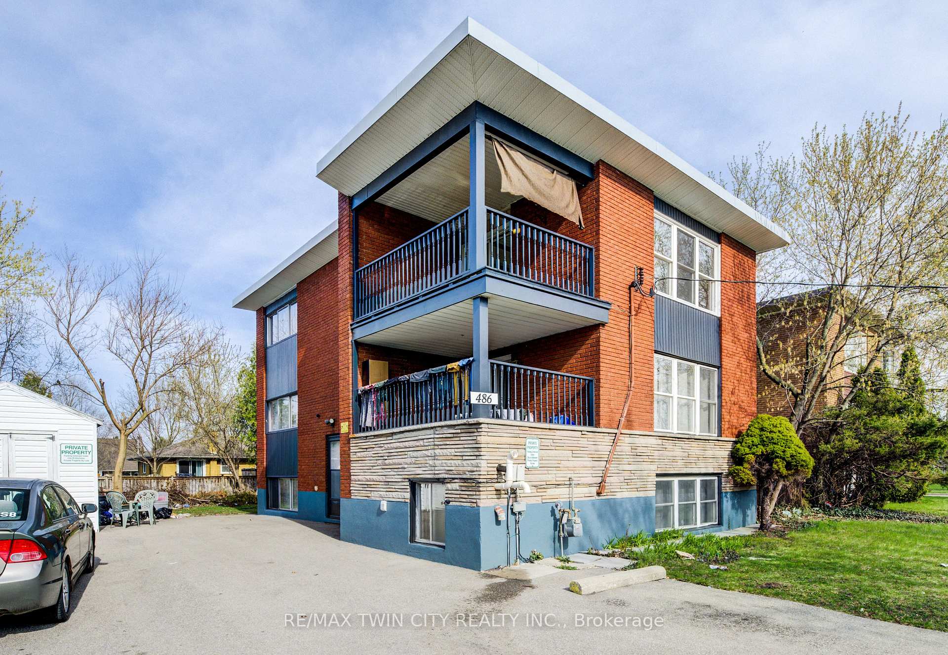 Photo 1 of 486 Highland Road E, Kitchener, Southdale — HOMEH