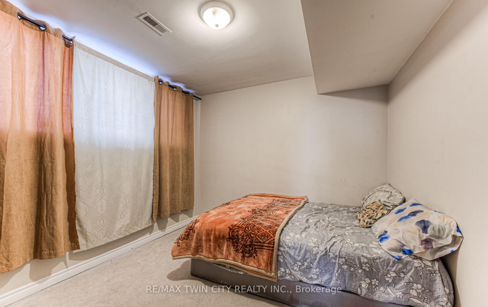 Photo 27 of 486 Highland Road E, Kitchener, Southdale — HOMEH