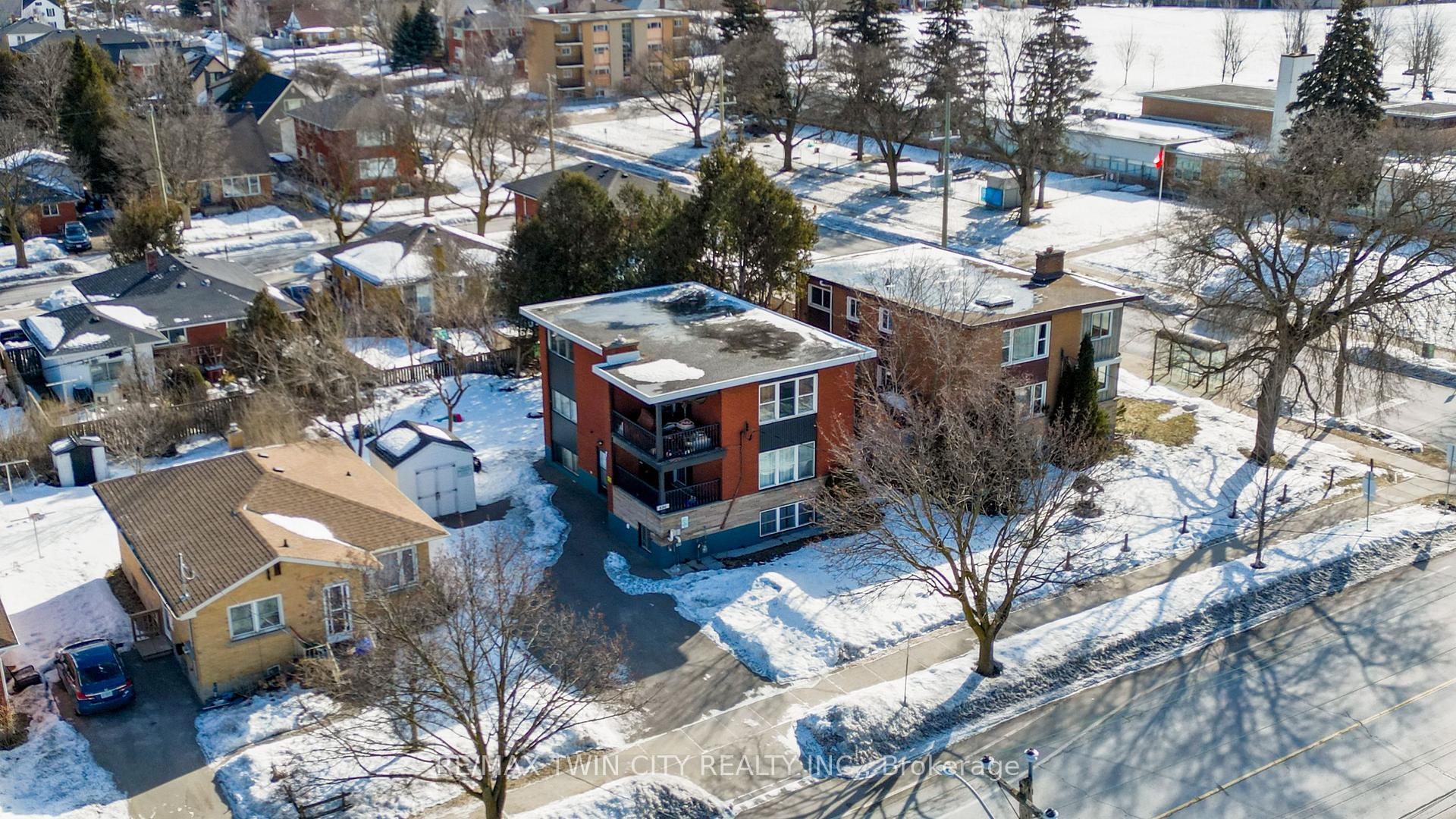Photo 46 of 486 Highland Road E, Kitchener, Southdale — HOMEH