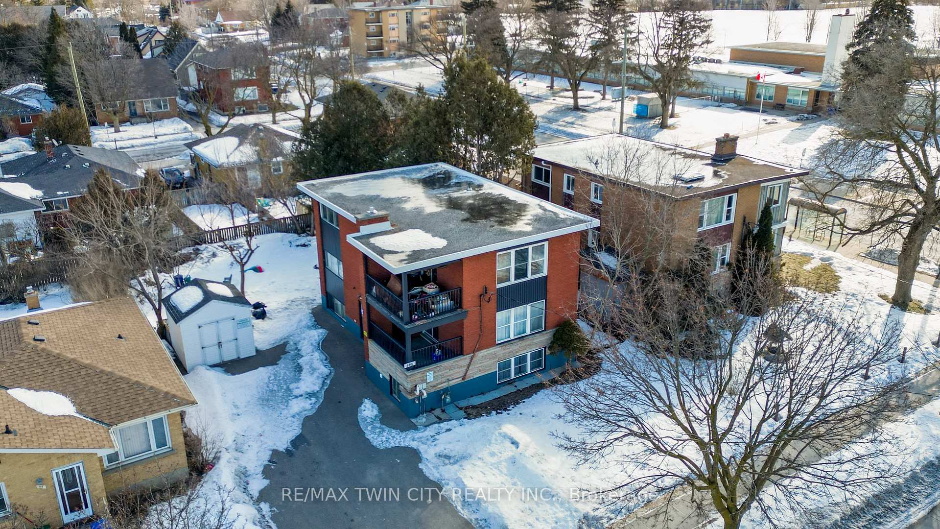 Photo 47 of 486 Highland Road E, Kitchener, Southdale — HOMEH
