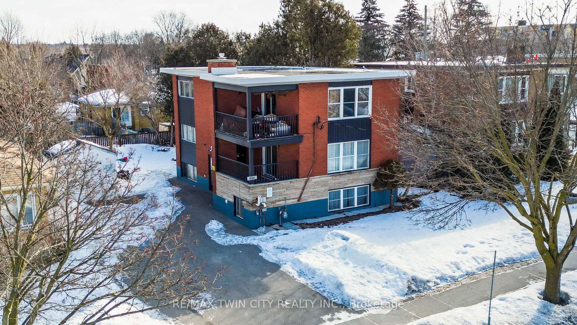 Photo 48 of 486 Highland Road E, Kitchener, Southdale — HOMEH