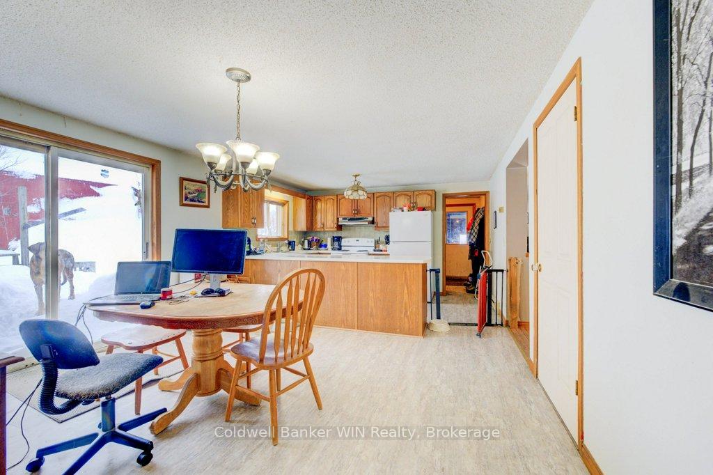 Photo 9 of 6185 16th Line, Minto — HOMEH