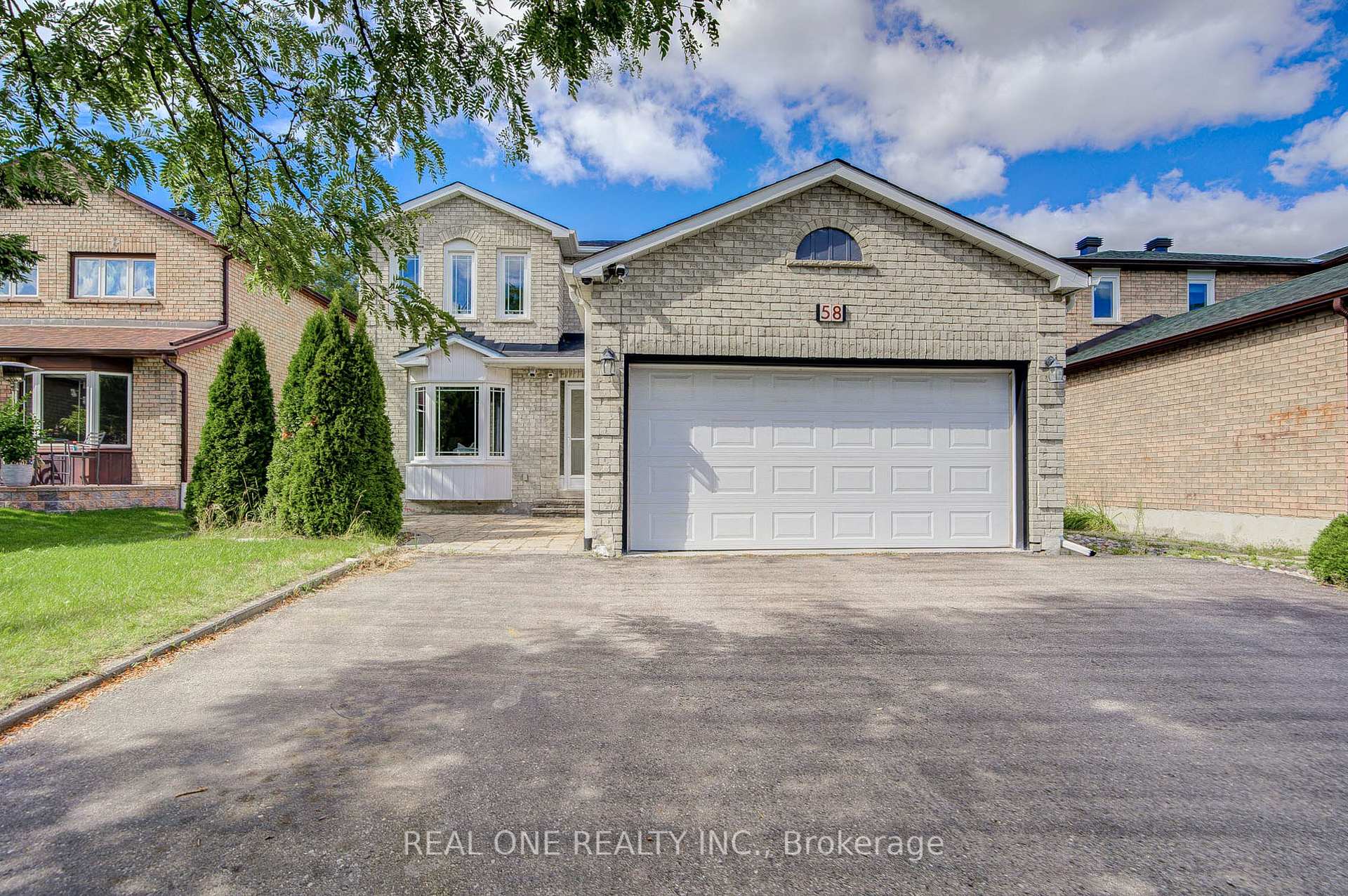 Photo 2 of 58 Elson Street, Markham, Middlefield — HOMEH