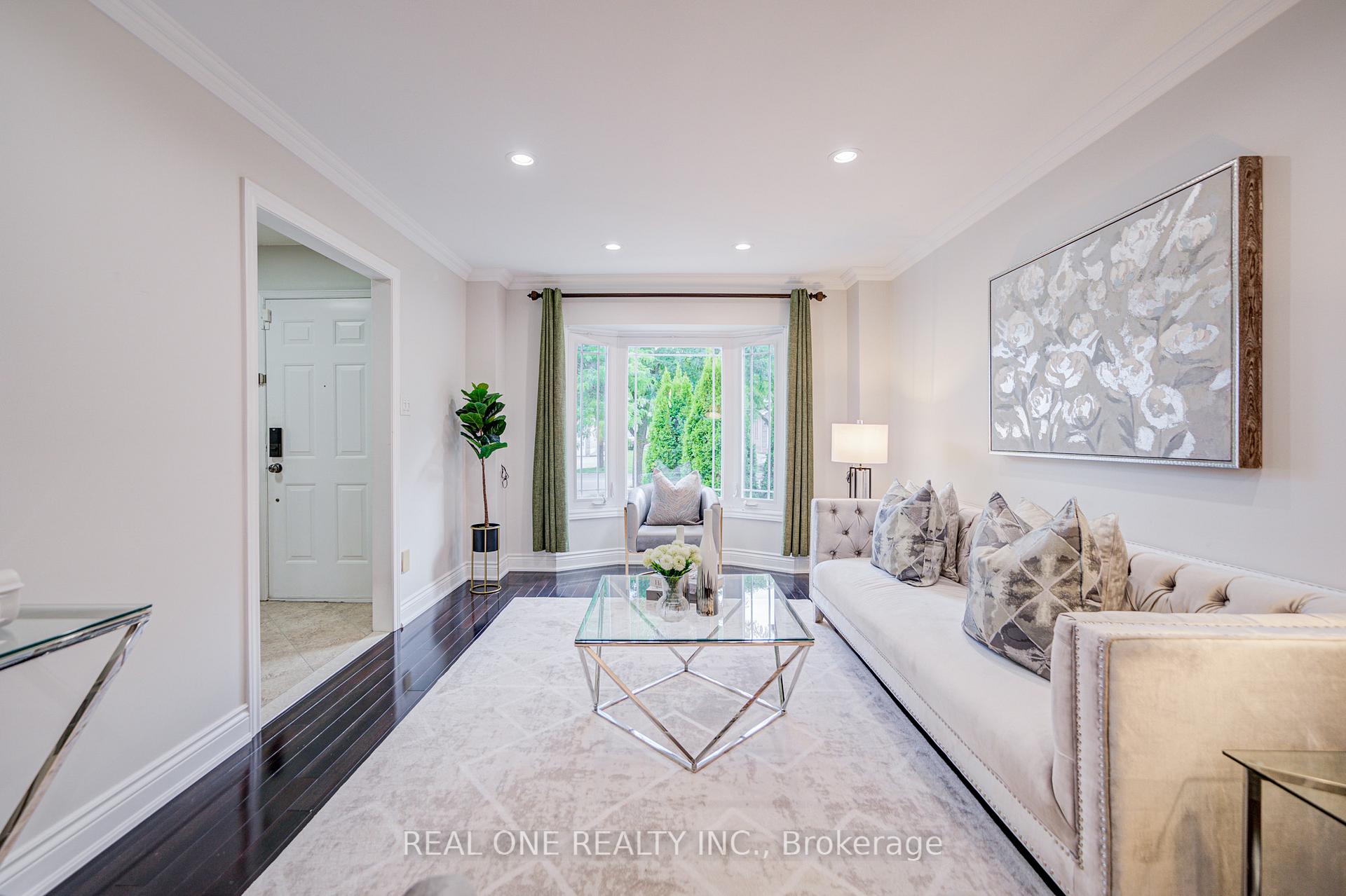 Photo 13 of 58 Elson Street, Markham, Middlefield — HOMEH