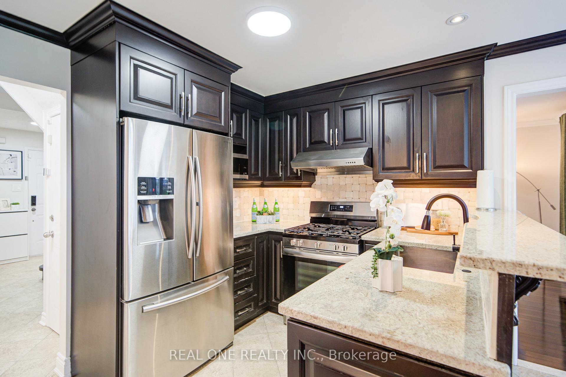 Photo 24 of 58 Elson Street, Markham, Middlefield — HOMEH