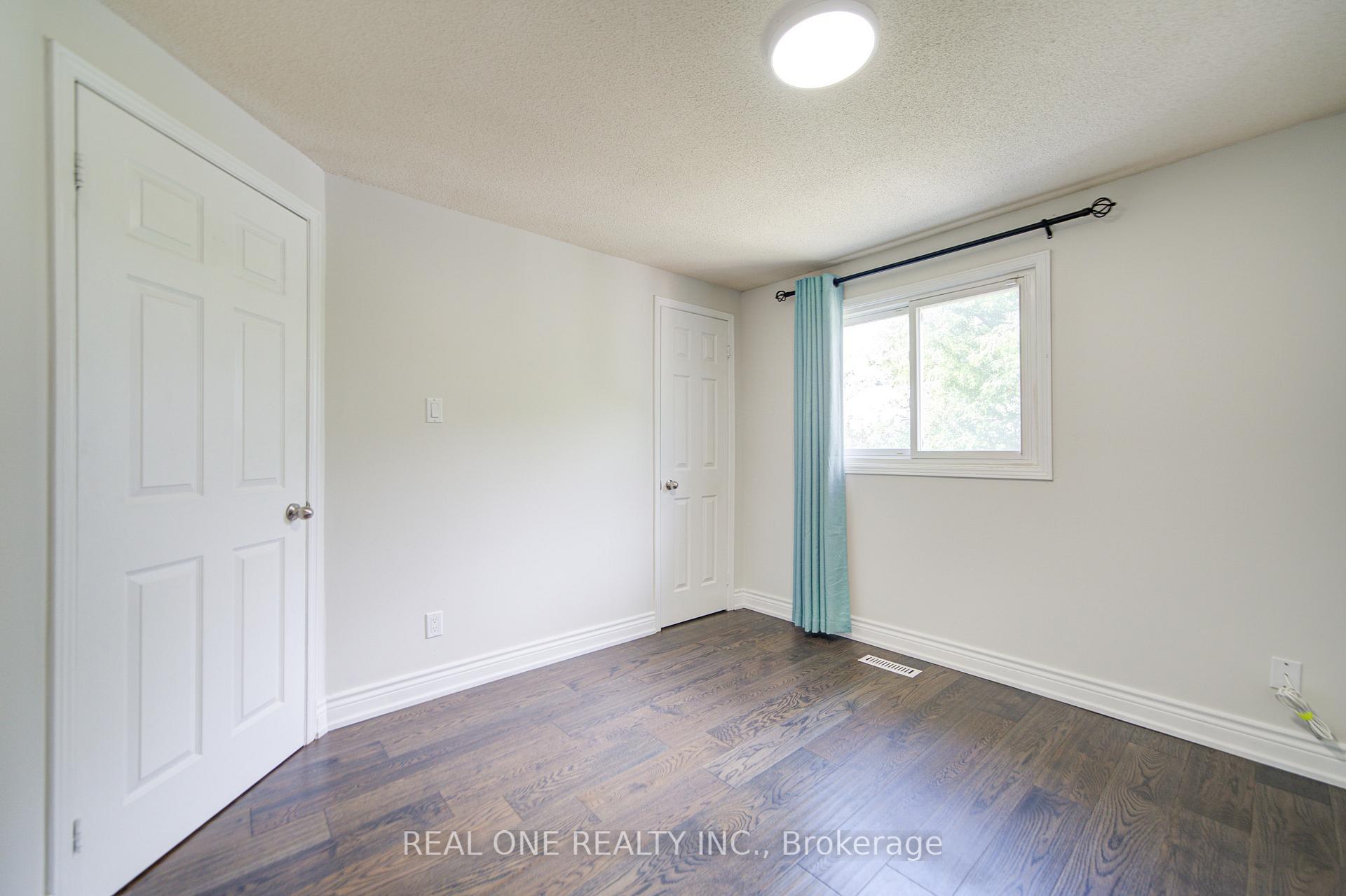 Photo 36 of 58 Elson Street, Markham, Middlefield — HOMEH