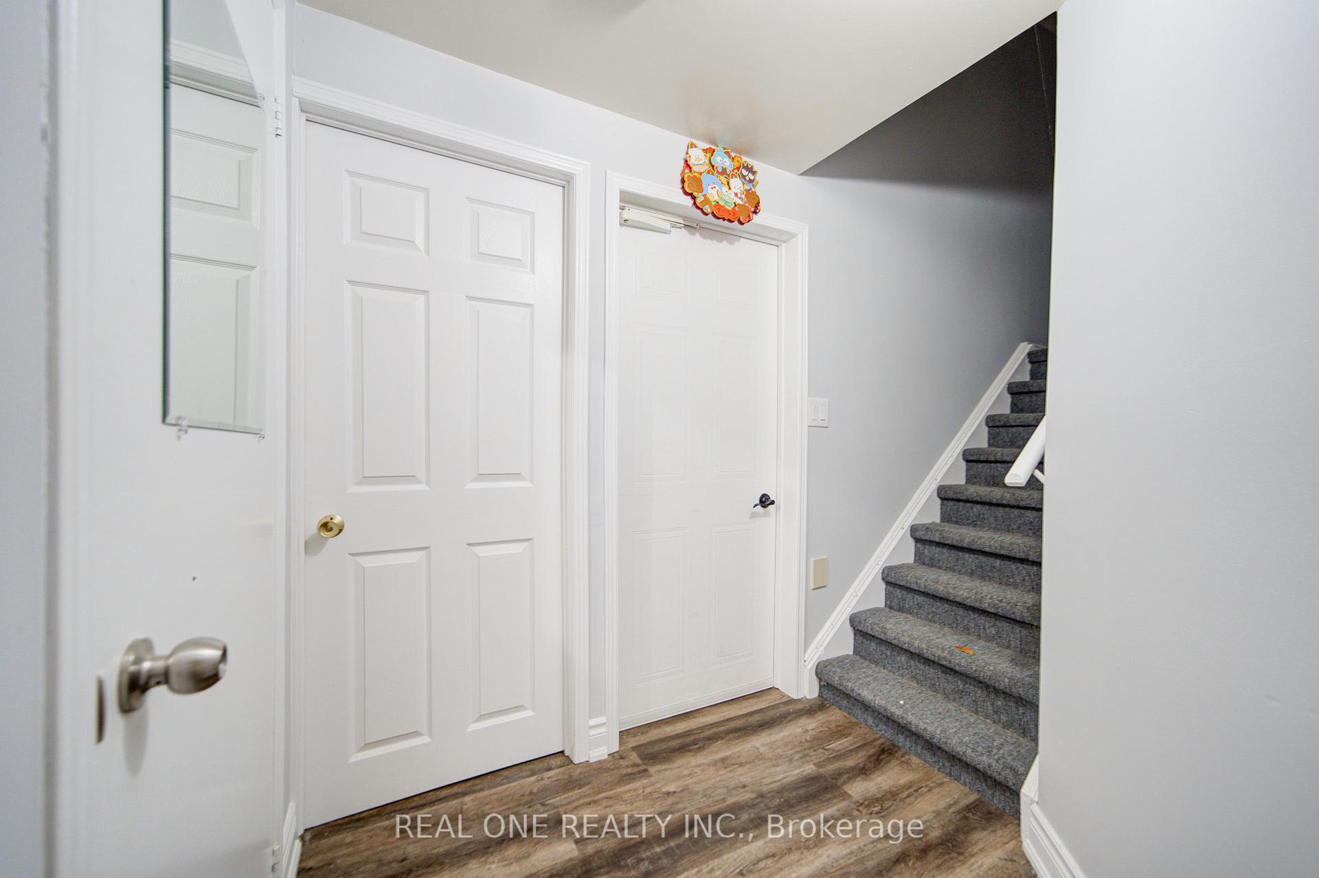 Photo 39 of 58 Elson Street, Markham, Middlefield — HOMEH