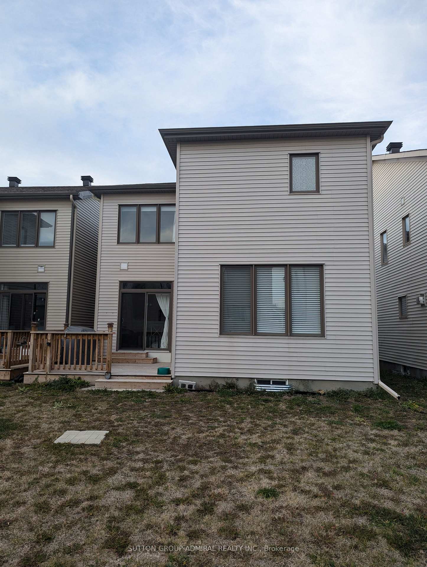 Photo 10 of 704 Brittanic Road, Ottawa, Kanata - Emerald Meadows/Trailwest — HOMEH