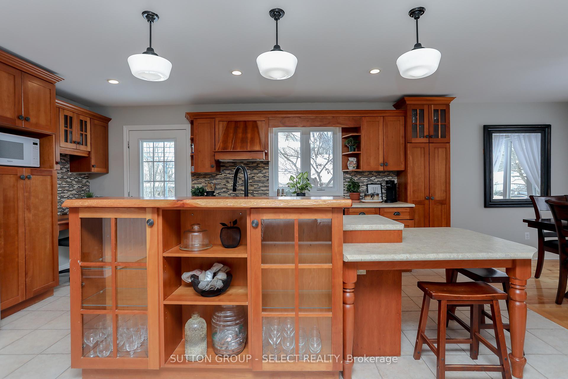 Photo 16 of 3550 Springer Road N, Middlesex Centre, Delaware Town — HOMEH
