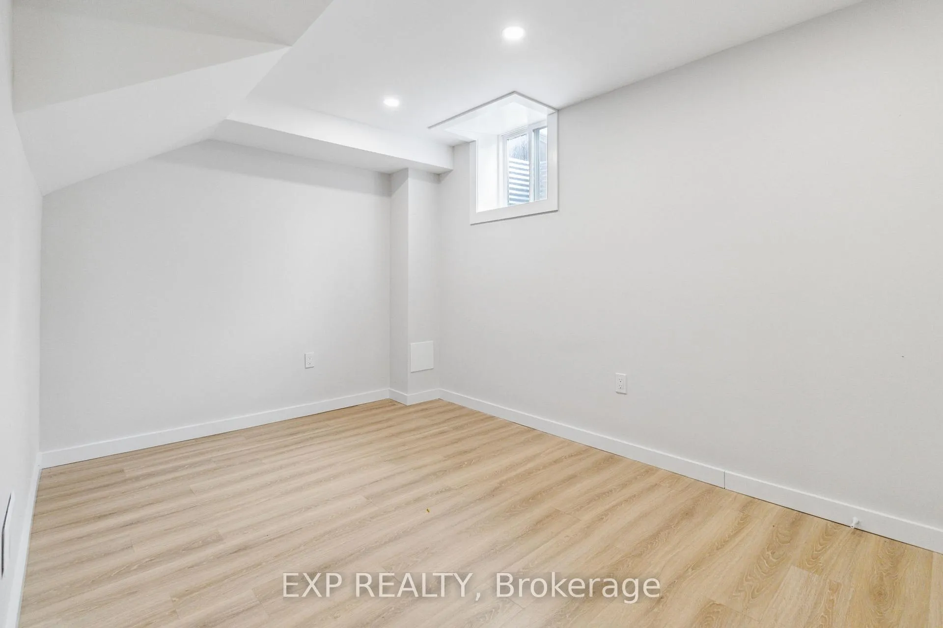 Photo 20 of Unit Basmt, 397 Scott Boulevard, Milton, Scott — HOMEH