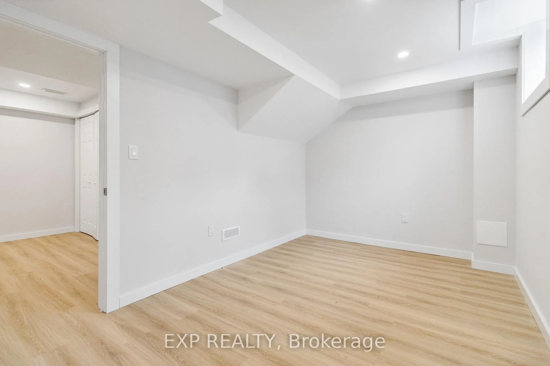 Photo 22 of Unit Basmt, 397 Scott Boulevard, Milton, Scott — HOMEH