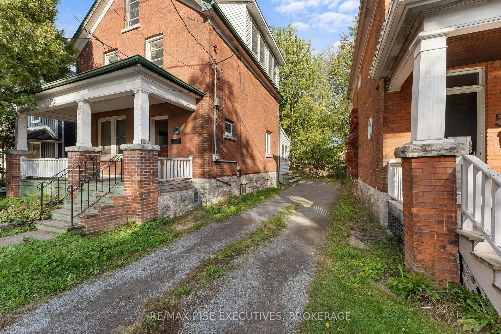 Photo 2 of 539 Albert Street, Kingston, East of Sir John A. Blvd — HOMEH