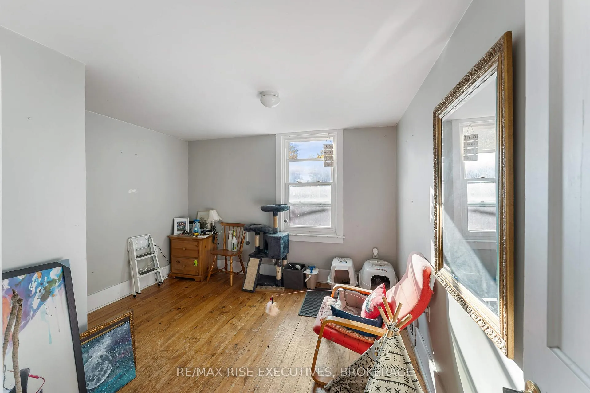 Photo 6 of 539 Albert Street, Kingston, East of Sir John A. Blvd — HOMEH