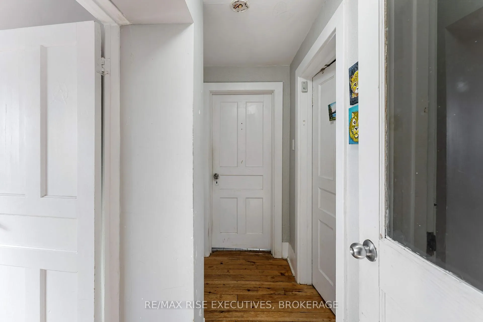 Photo 13 of 539 Albert Street, Kingston, East of Sir John A. Blvd — HOMEH