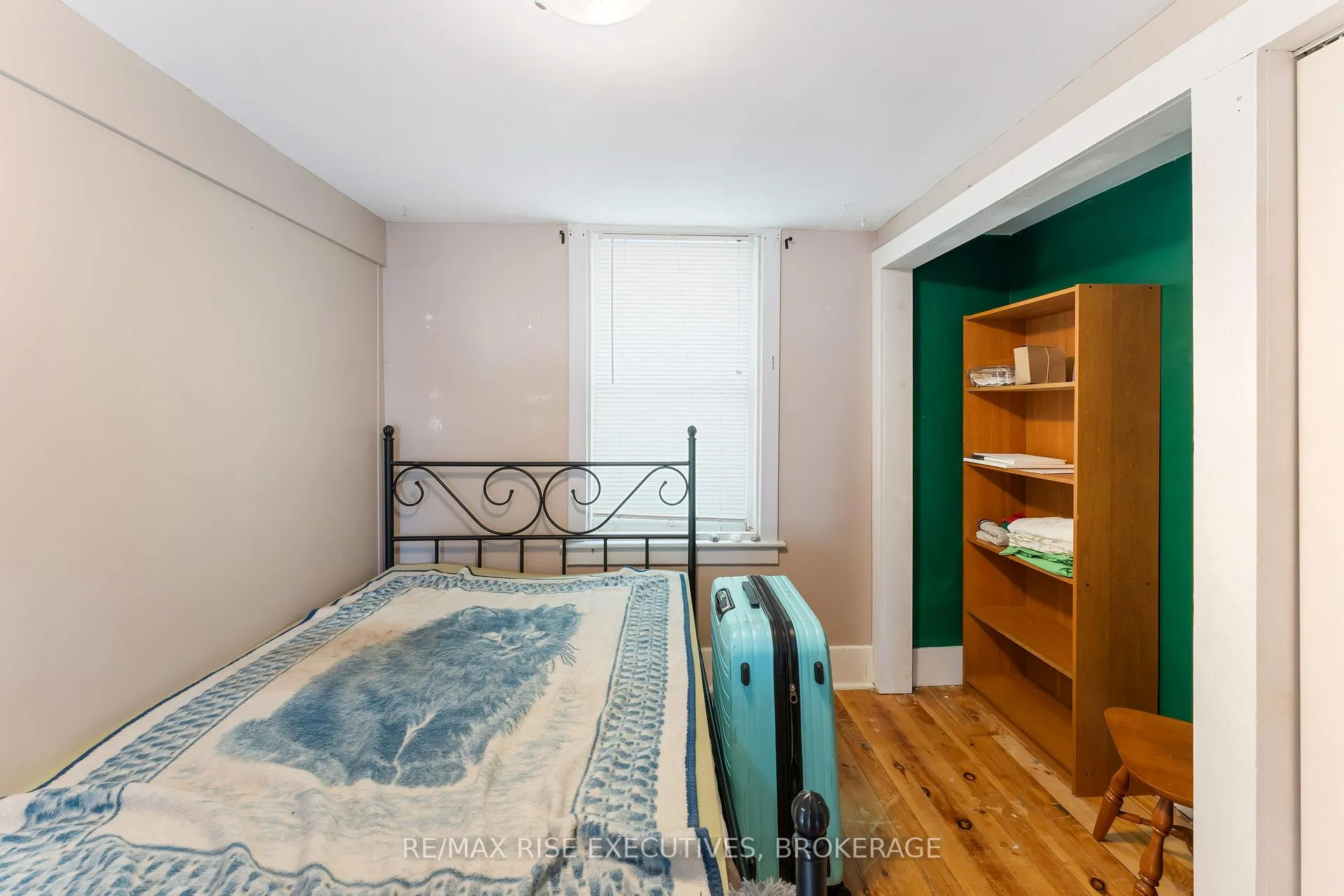 Photo 15 of 539 Albert Street, Kingston, East of Sir John A. Blvd — HOMEH