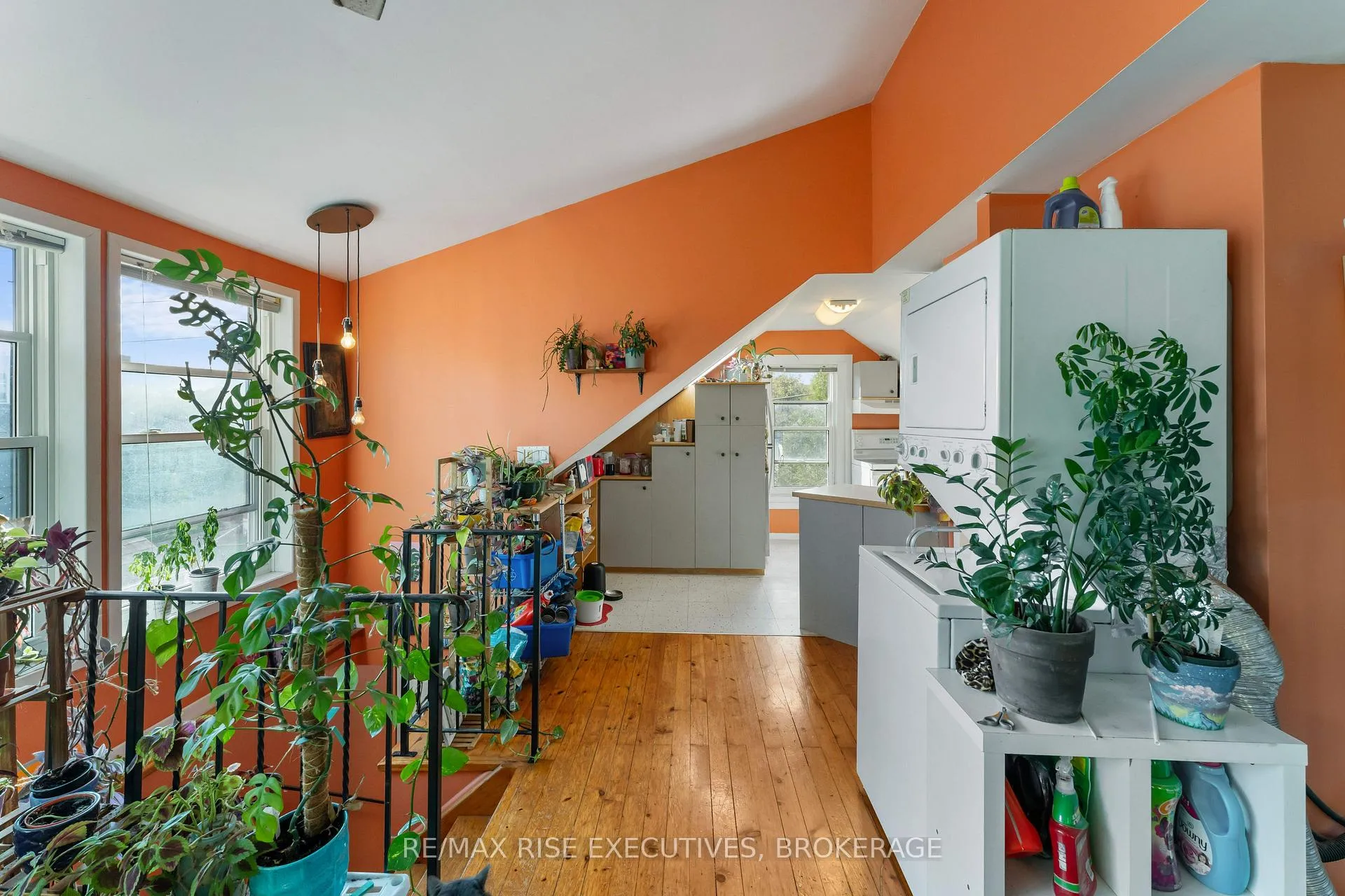 Photo 21 of 539 Albert Street, Kingston, East of Sir John A. Blvd — HOMEH