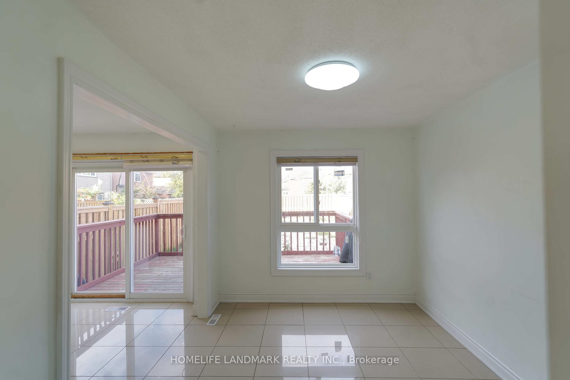 Photo 9 of 112 Goodwood Drive, Markham, Middlefield — HOMEH