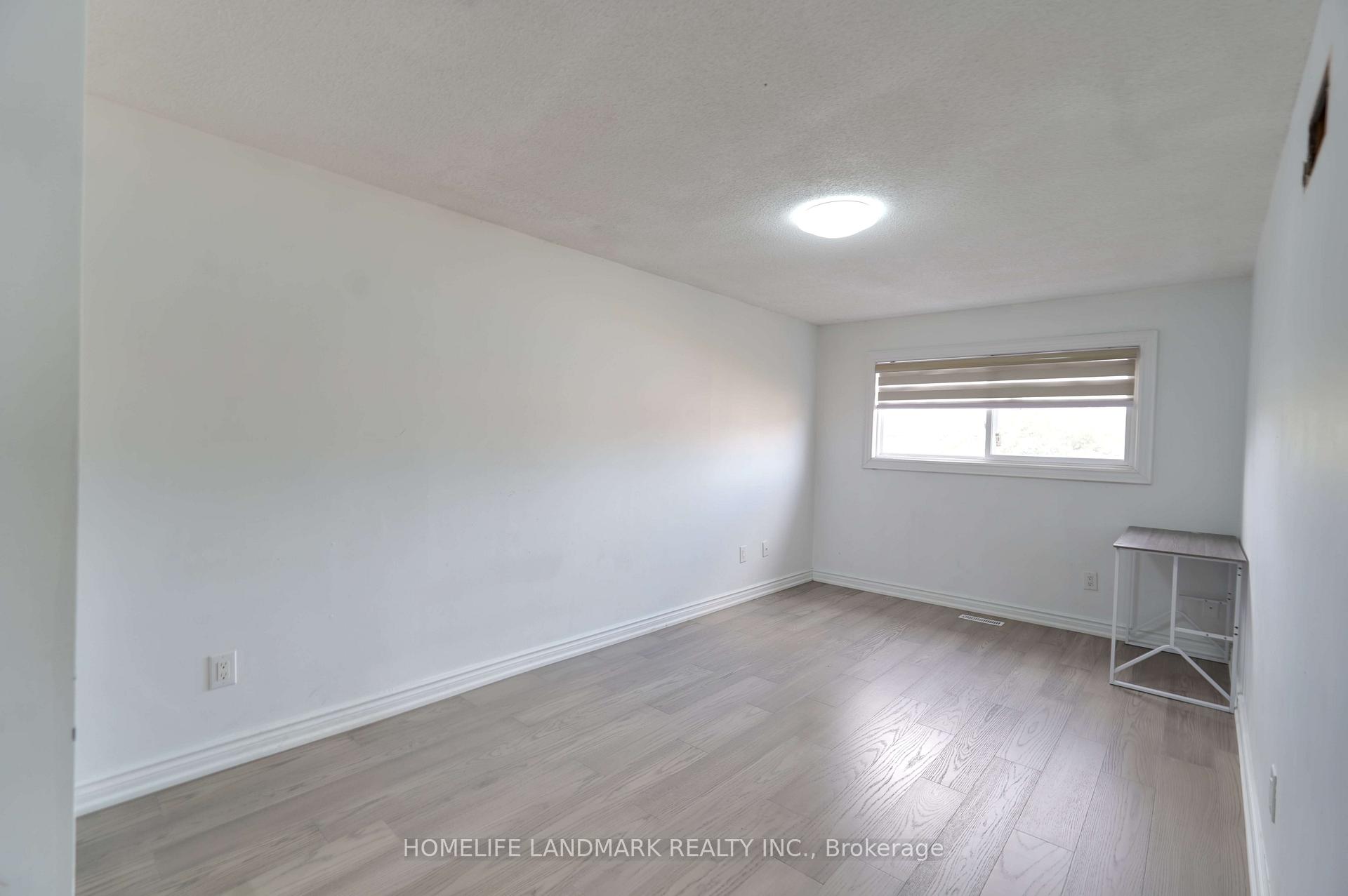 Photo 15 of 112 Goodwood Drive, Markham, Middlefield — HOMEH