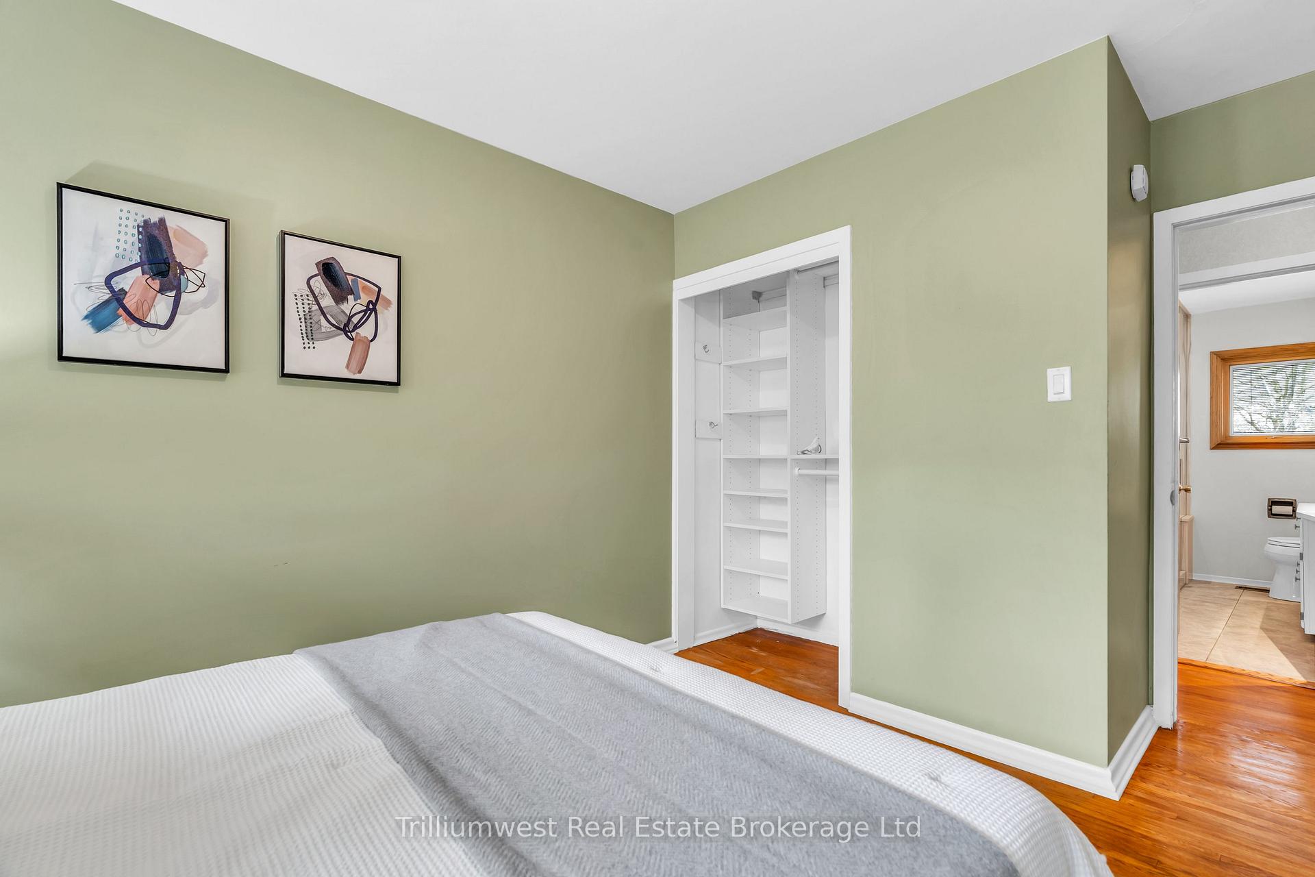 Photo 18 of 147 Village Road, Kitchener — HOMEH