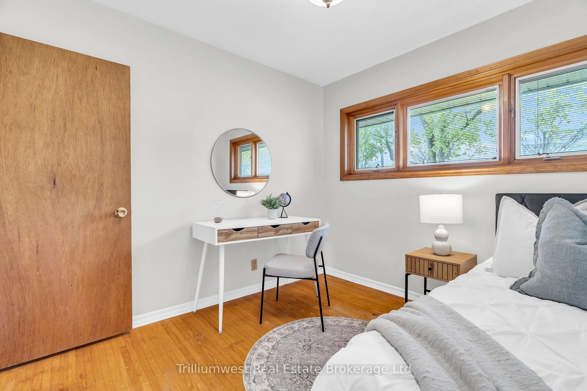 Photo 22 of 147 Village Road, Kitchener — HOMEH