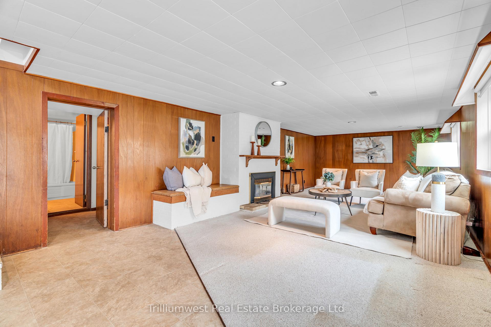 Photo 26 of 147 Village Road, Kitchener — HOMEH
