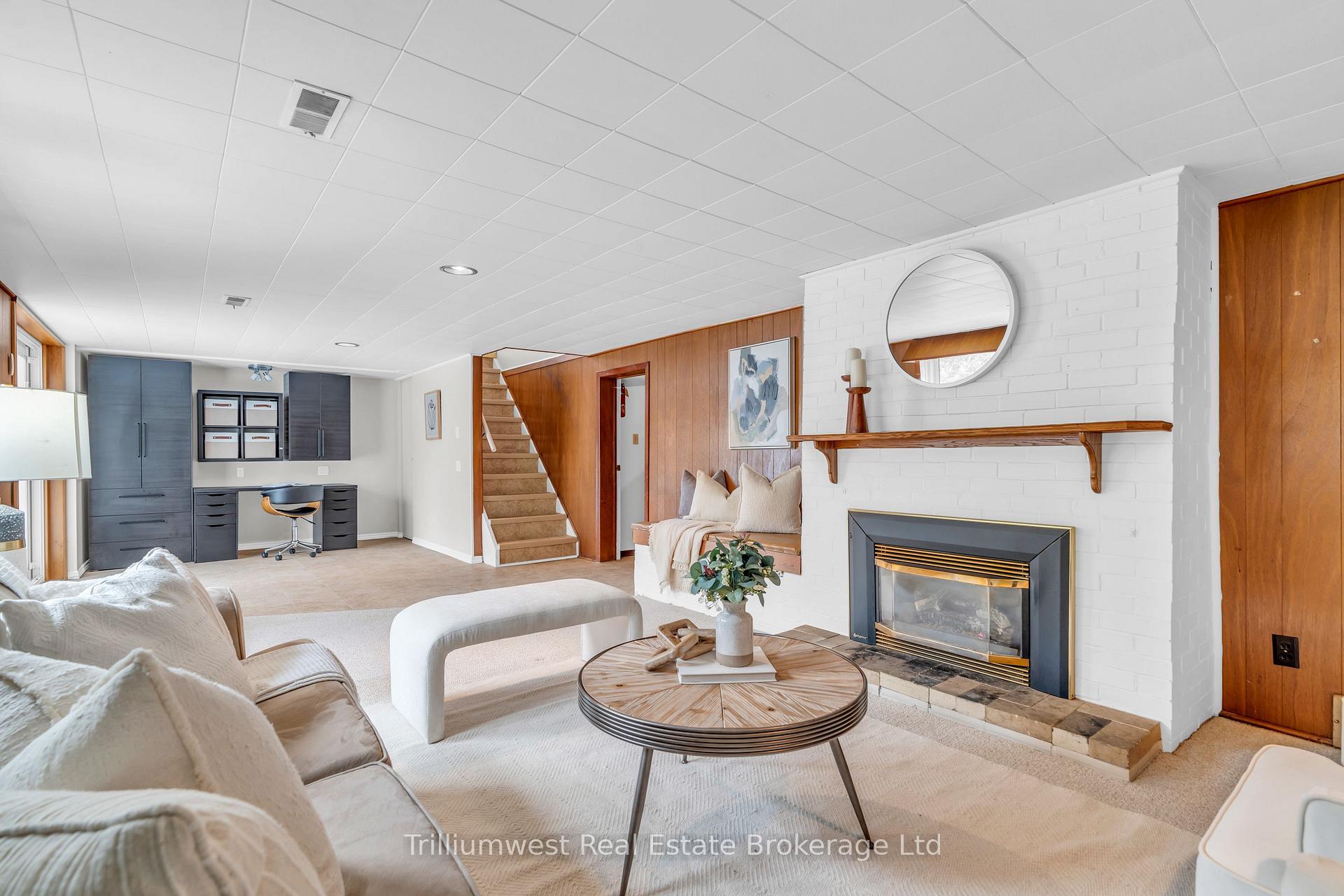Photo 28 of 147 Village Road, Kitchener — HOMEH