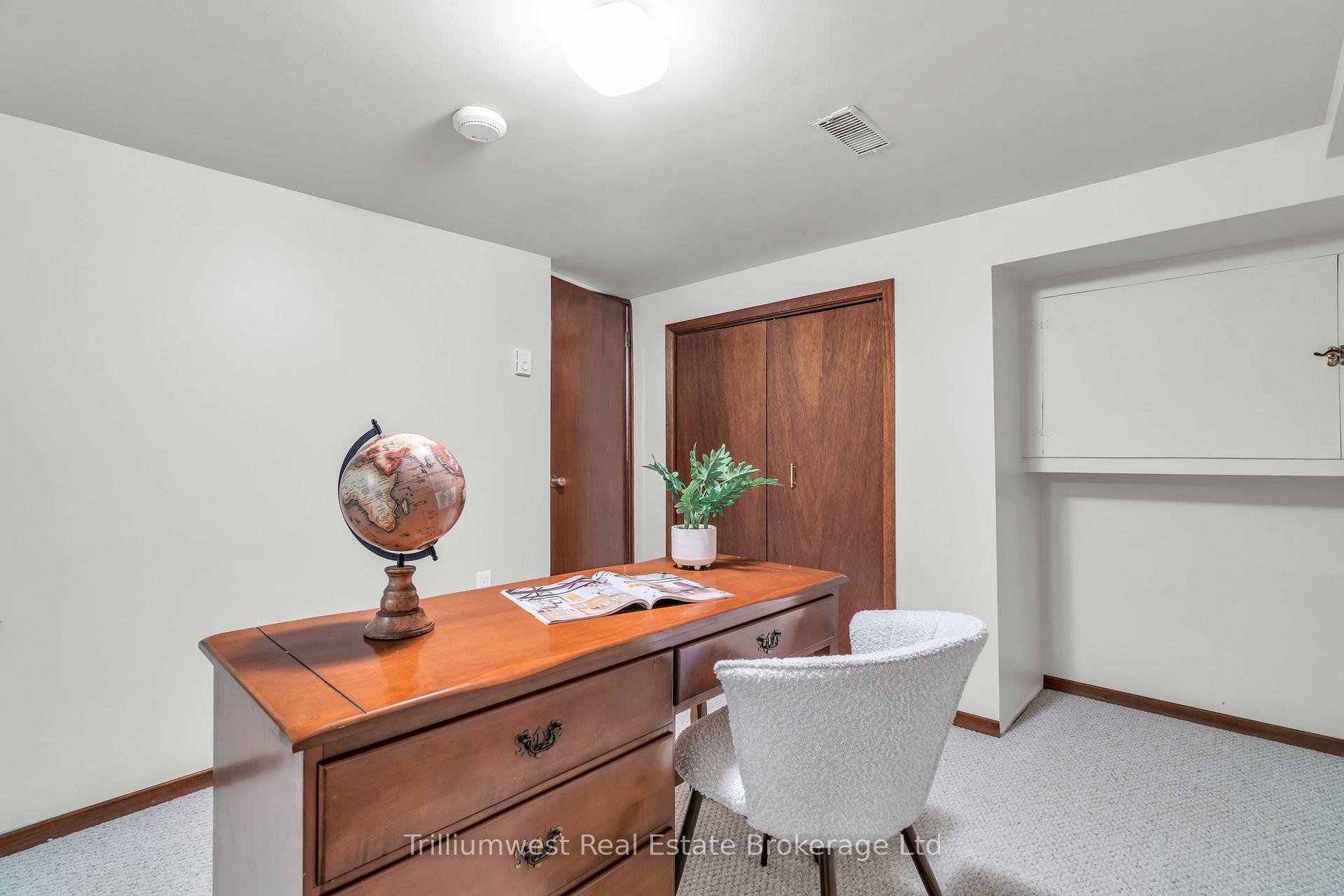 Photo 31 of 147 Village Road, Kitchener — HOMEH