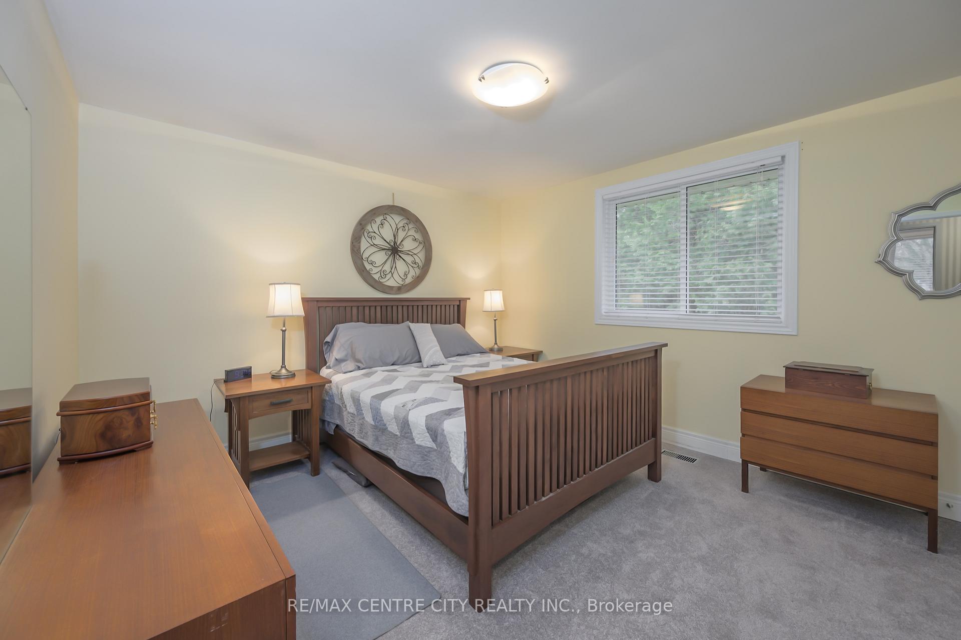 Photo 14 of 119 Thames Avenue, Middlesex Centre, Komoka — HOMEH