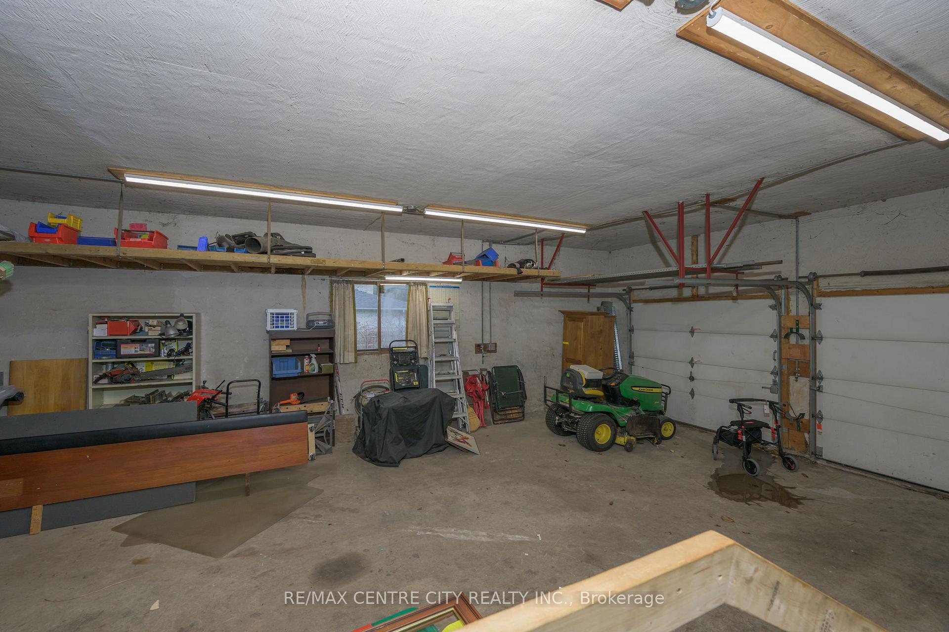 Photo 28 of 119 Thames Avenue, Middlesex Centre, Komoka — HOMEH