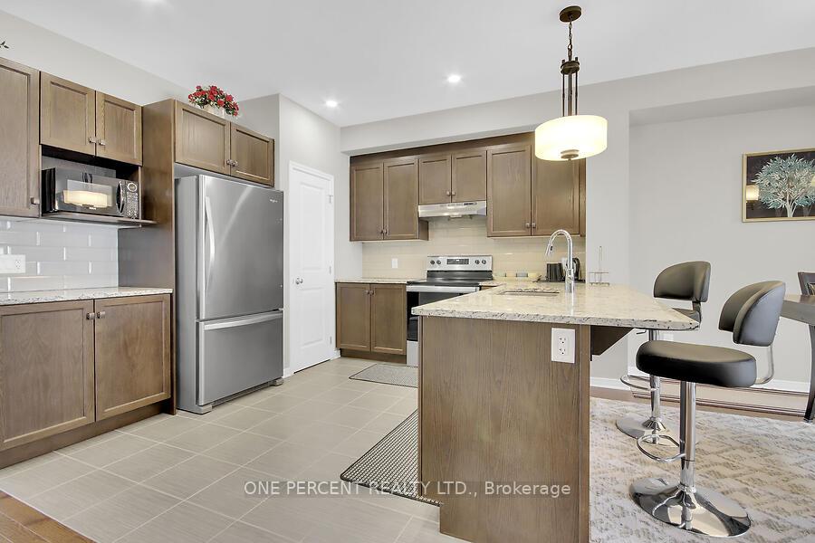 Photo 8 of 405 Cope Drive W, Ottawa, Kanata - Emerald Meadows/Trailwest — HOMEH