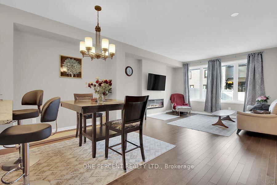 Photo 12 of 405 Cope Drive W, Ottawa, Kanata - Emerald Meadows/Trailwest — HOMEH