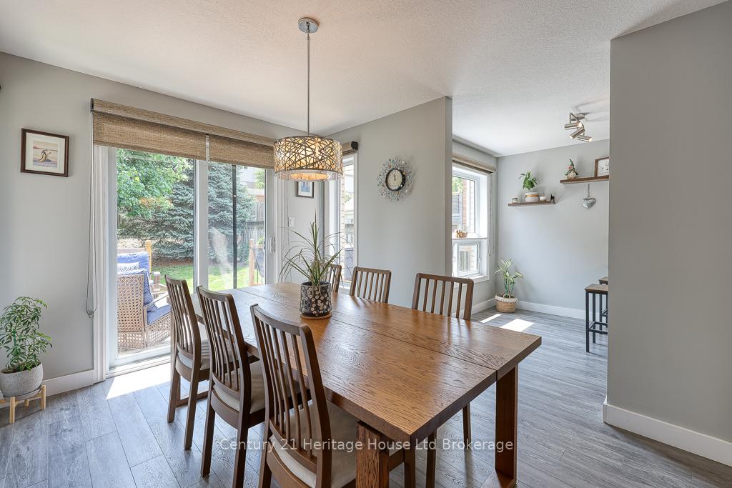 Photo 9 of 236 Doon South Drive, Kitchener — HOMEH