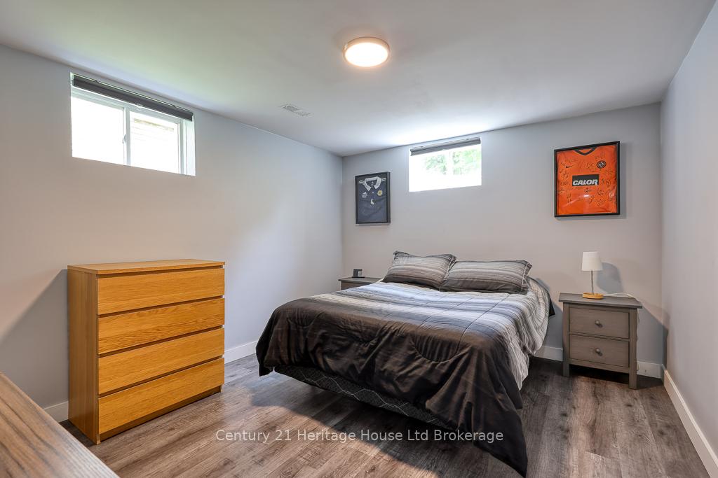 Photo 32 of 236 Doon South Drive, Kitchener — HOMEH