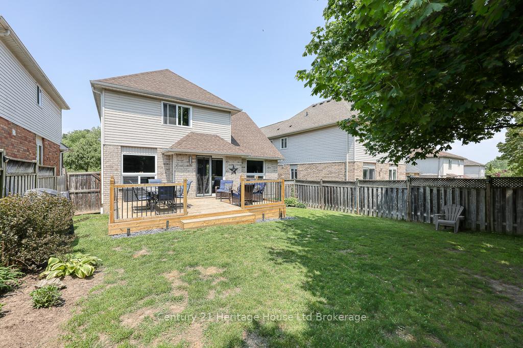 Photo 35 of 236 Doon South Drive, Kitchener — HOMEH