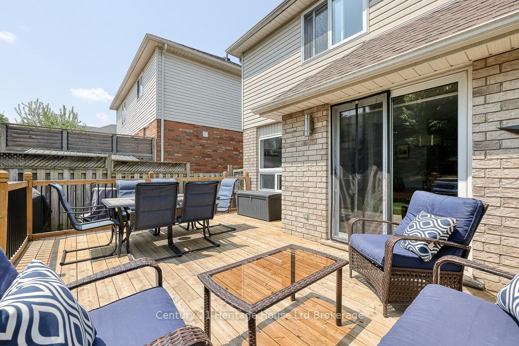 Photo 38 of 236 Doon South Drive, Kitchener — HOMEH