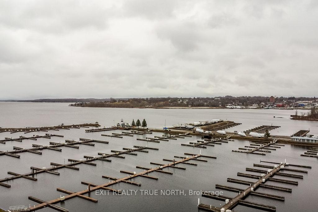 Photo 4 of 592 Bayport Boulevard, Midland — HOMEH