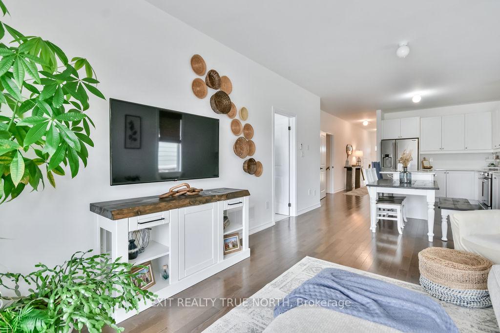 Photo 16 of 592 Bayport Boulevard, Midland — HOMEH