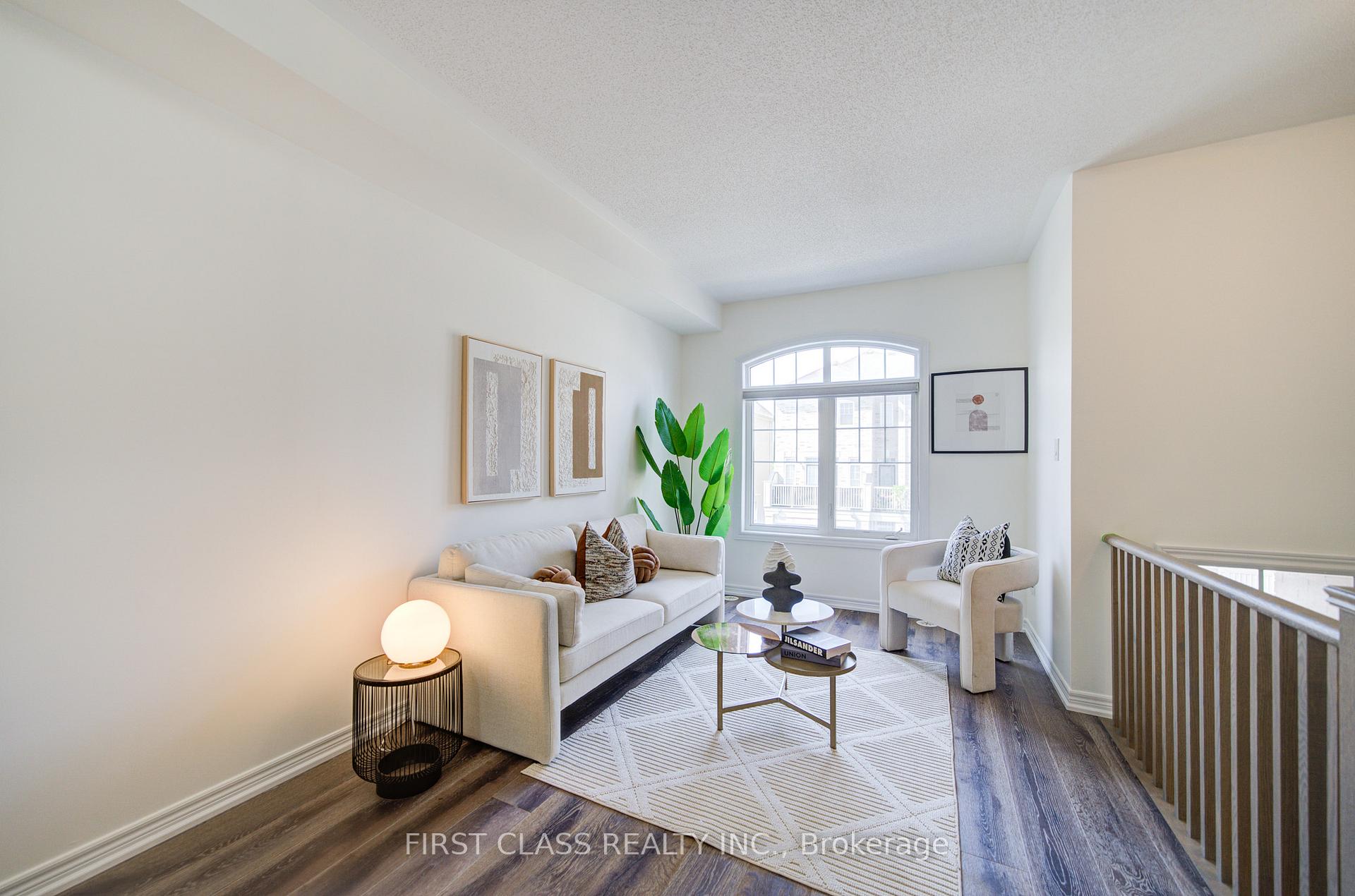 Photo 5 of 118 Dundas Way, Markham, Greensborough — HOMEH