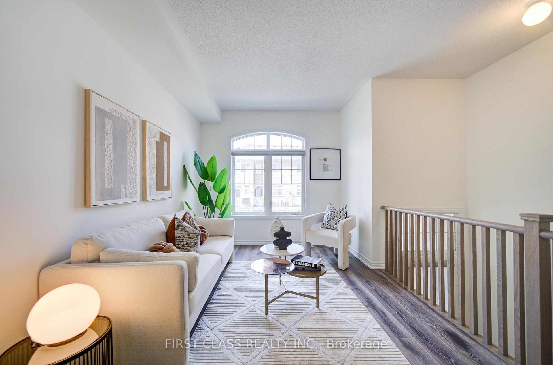 Photo 6 of 118 Dundas Way, Markham, Greensborough — HOMEH