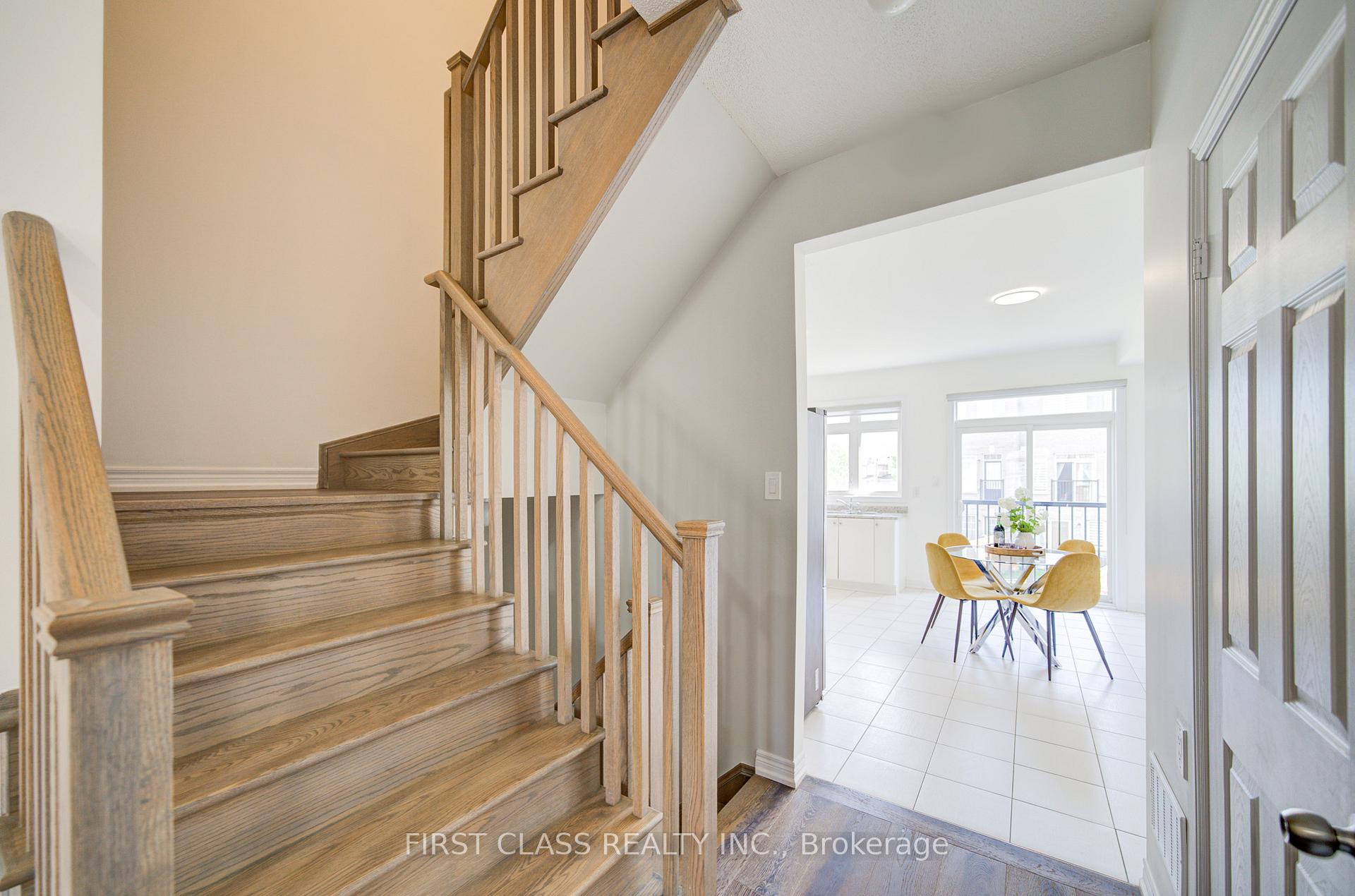 Photo 14 of 118 Dundas Way, Markham, Greensborough — HOMEH