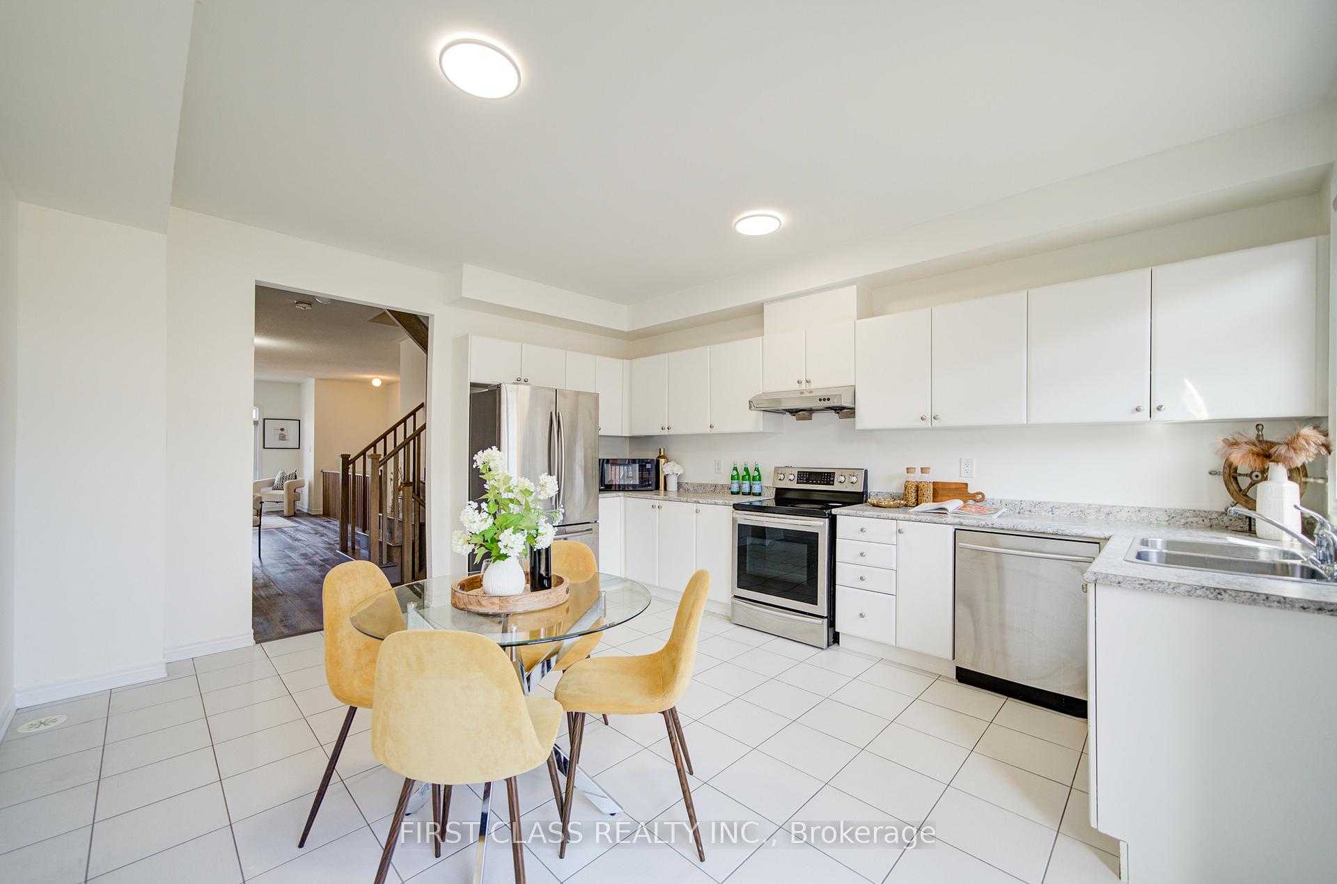 Photo 17 of 118 Dundas Way, Markham, Greensborough — HOMEH