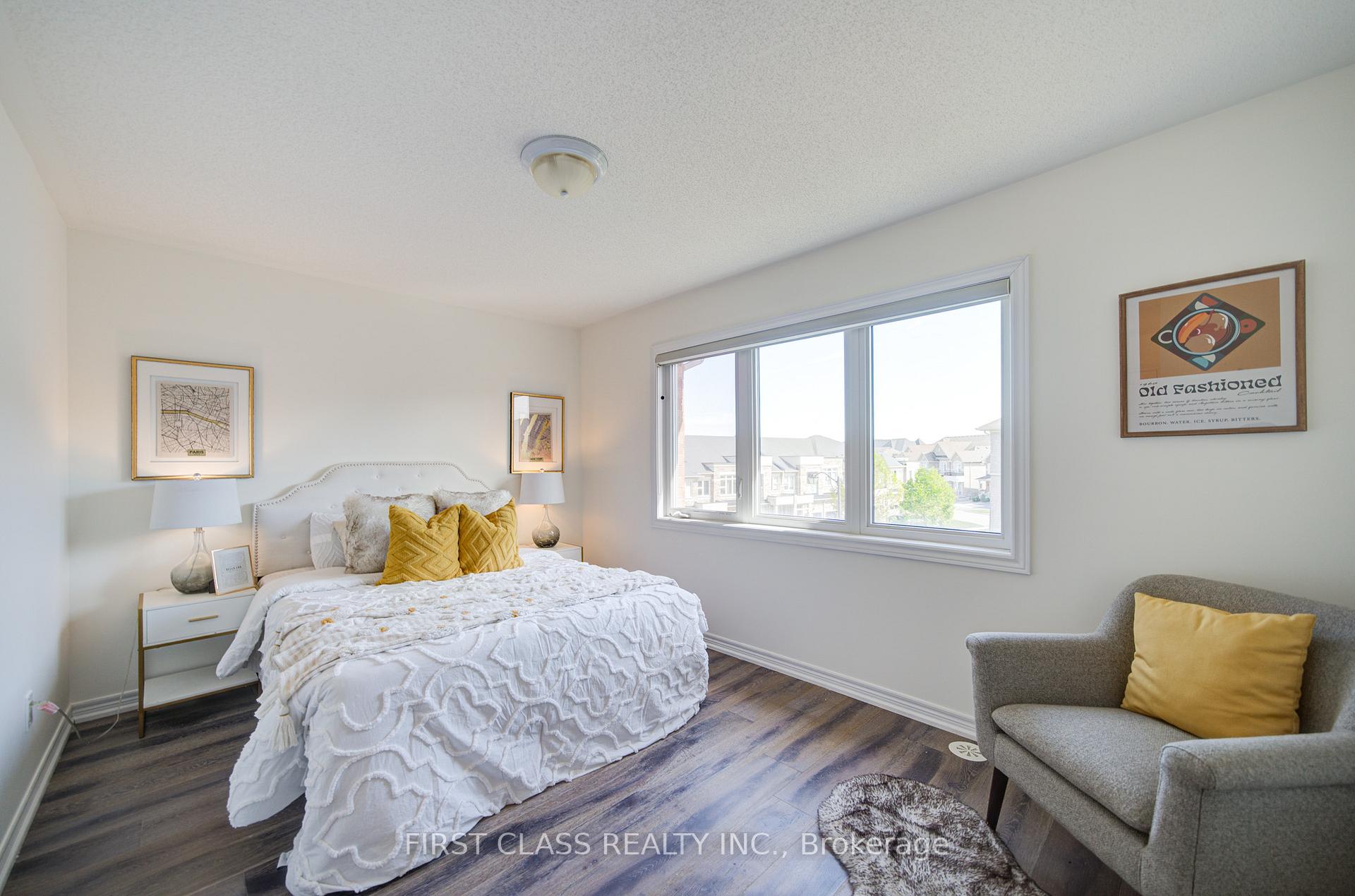 Photo 22 of 118 Dundas Way, Markham, Greensborough — HOMEH
