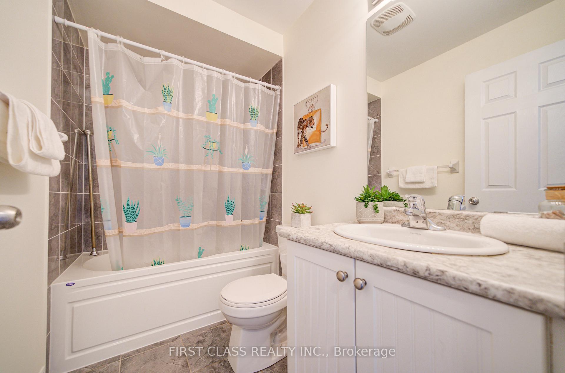 Photo 33 of 118 Dundas Way, Markham, Greensborough — HOMEH