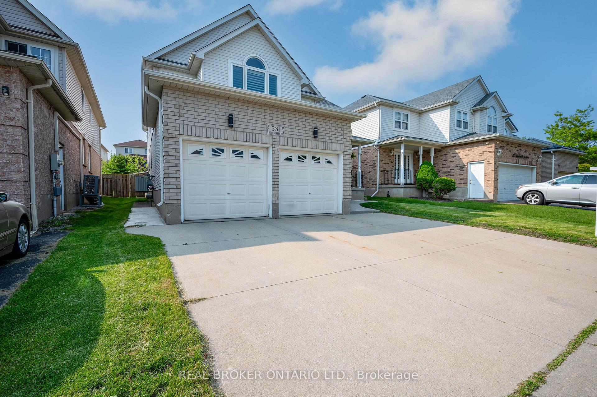 Photo 2 of 331 Hidden Creek Drive, Kitchener — HOMEH