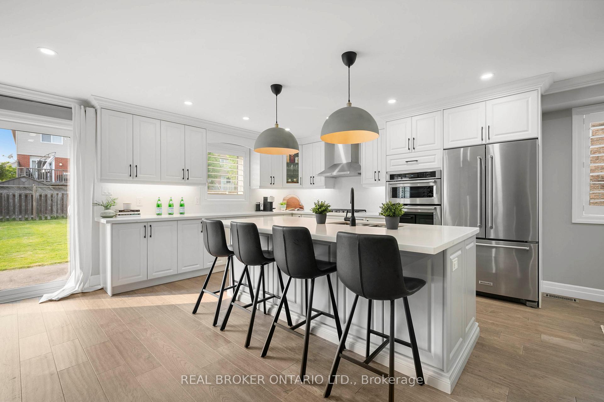 Photo 7 of 331 Hidden Creek Drive, Kitchener — HOMEH