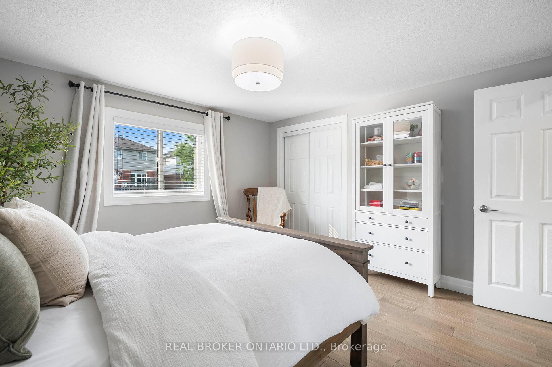 Photo 26 of 331 Hidden Creek Drive, Kitchener — HOMEH