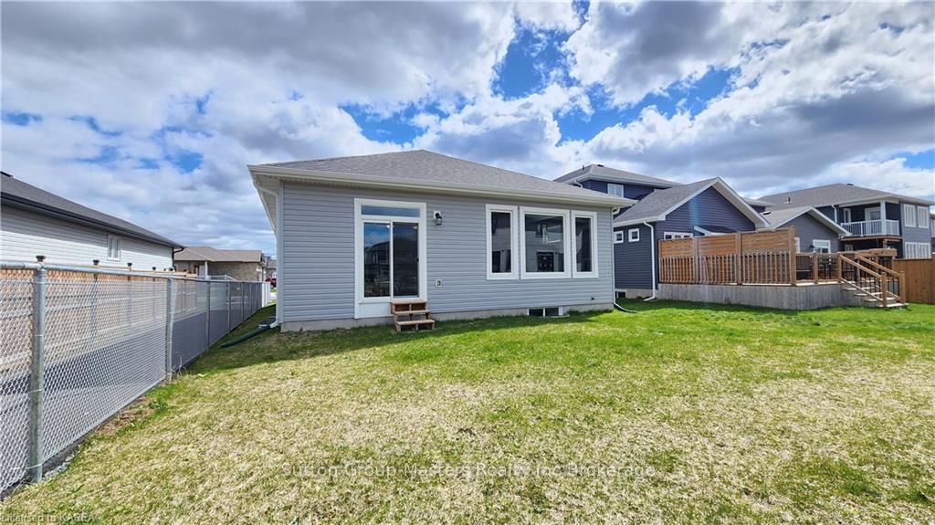 Photo 36 of 80 Potter Drive, Loyalist, Odessa — HOMEH
