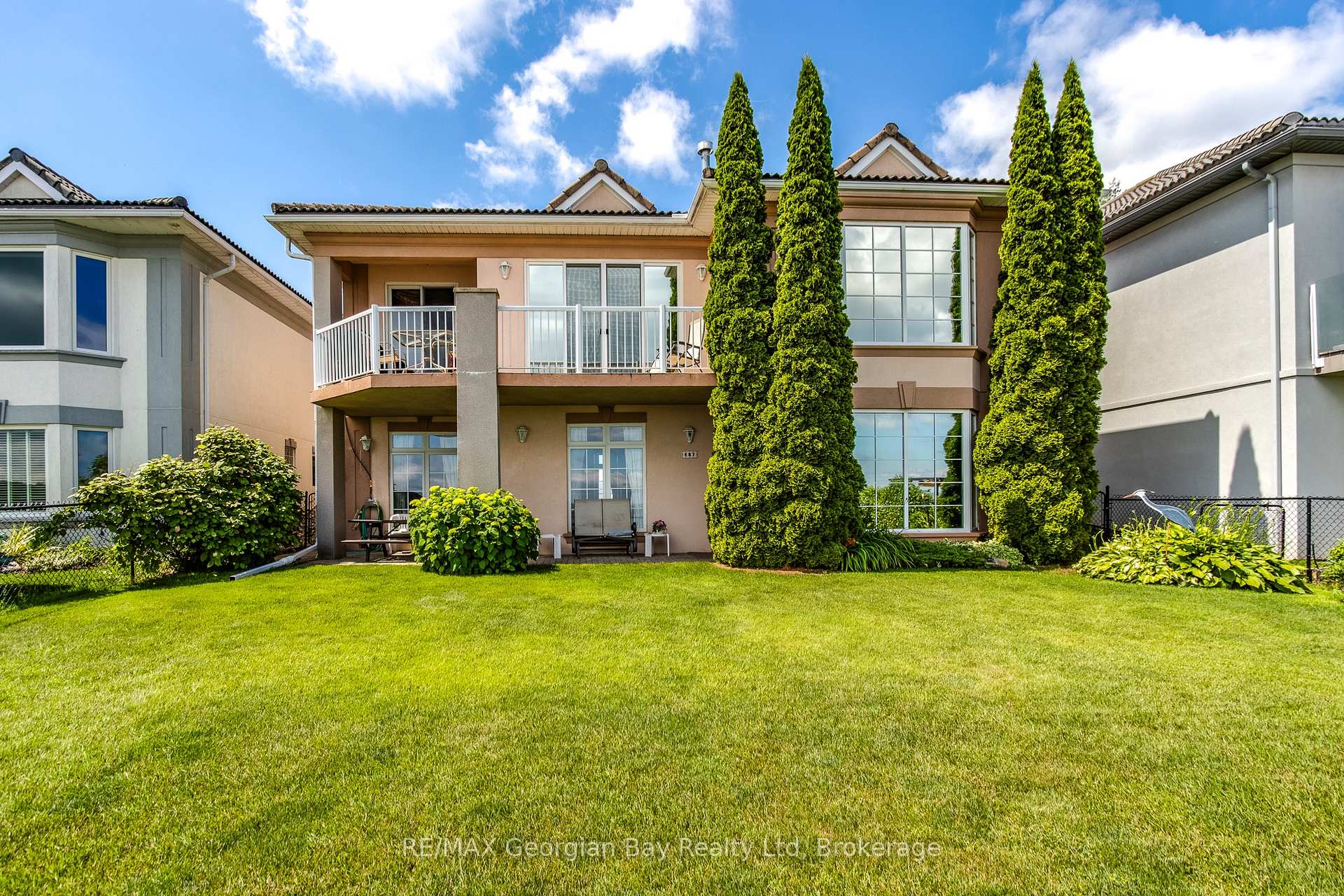 Photo 2 of 487 Aberdeen Boulevard, Midland — HOMEH